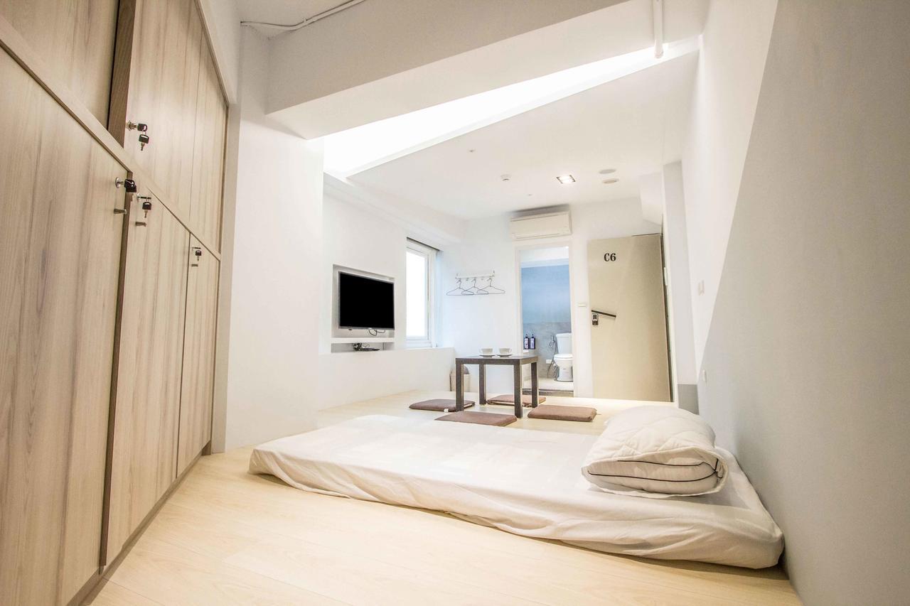 Light Inn Цзилун Экстерьер фото
