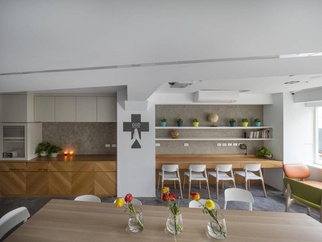 Light Inn Цзилун Экстерьер фото